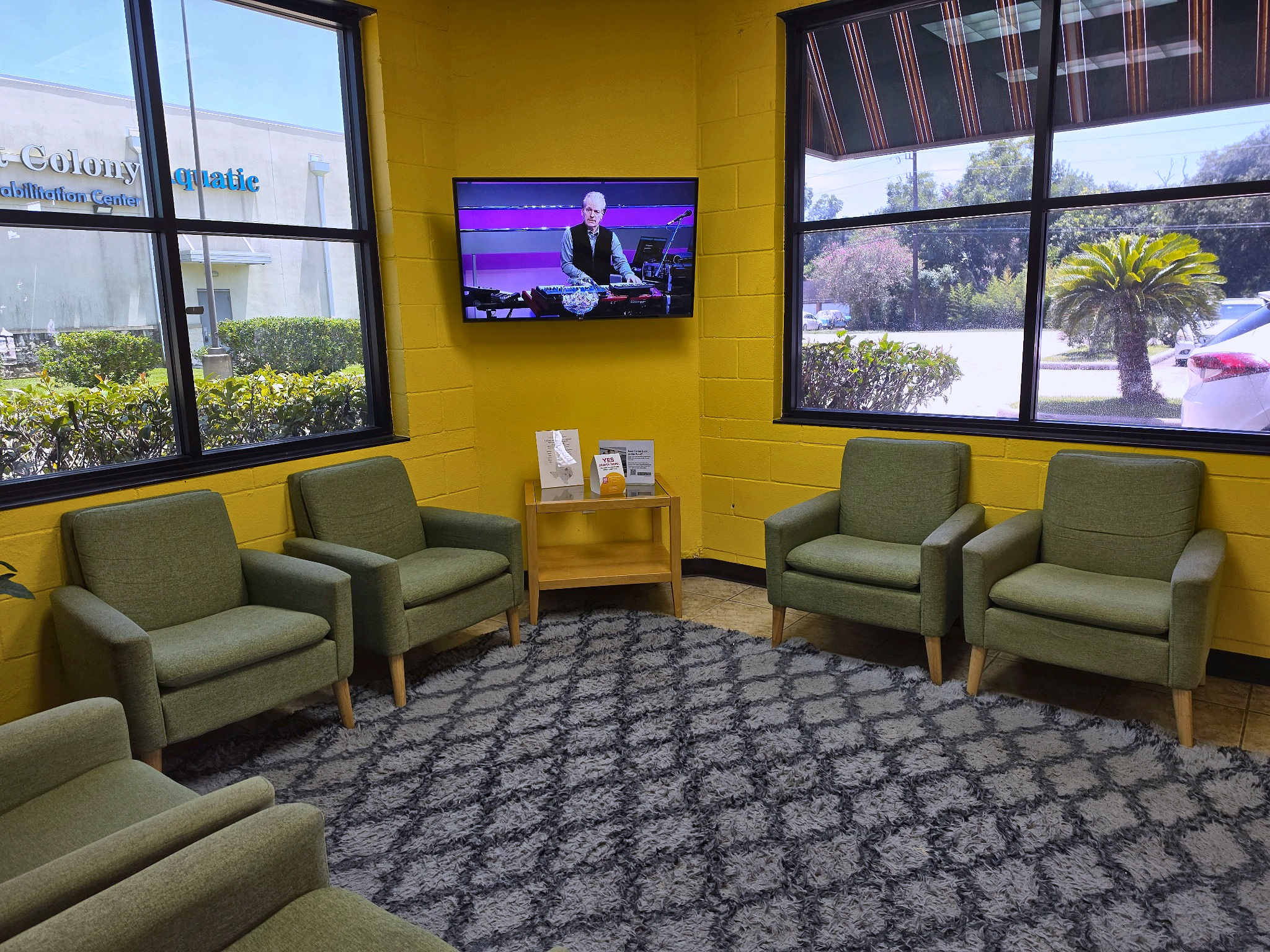 Comfortable customer waiting area at Auto Care USA in Rosenberg, TX